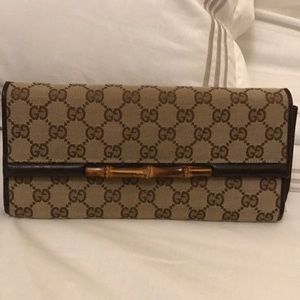Gucci clutch